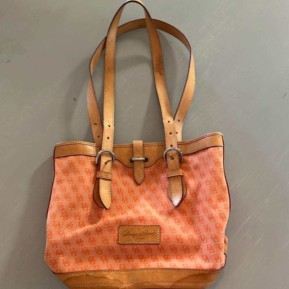 Dooney & Bourke Bag